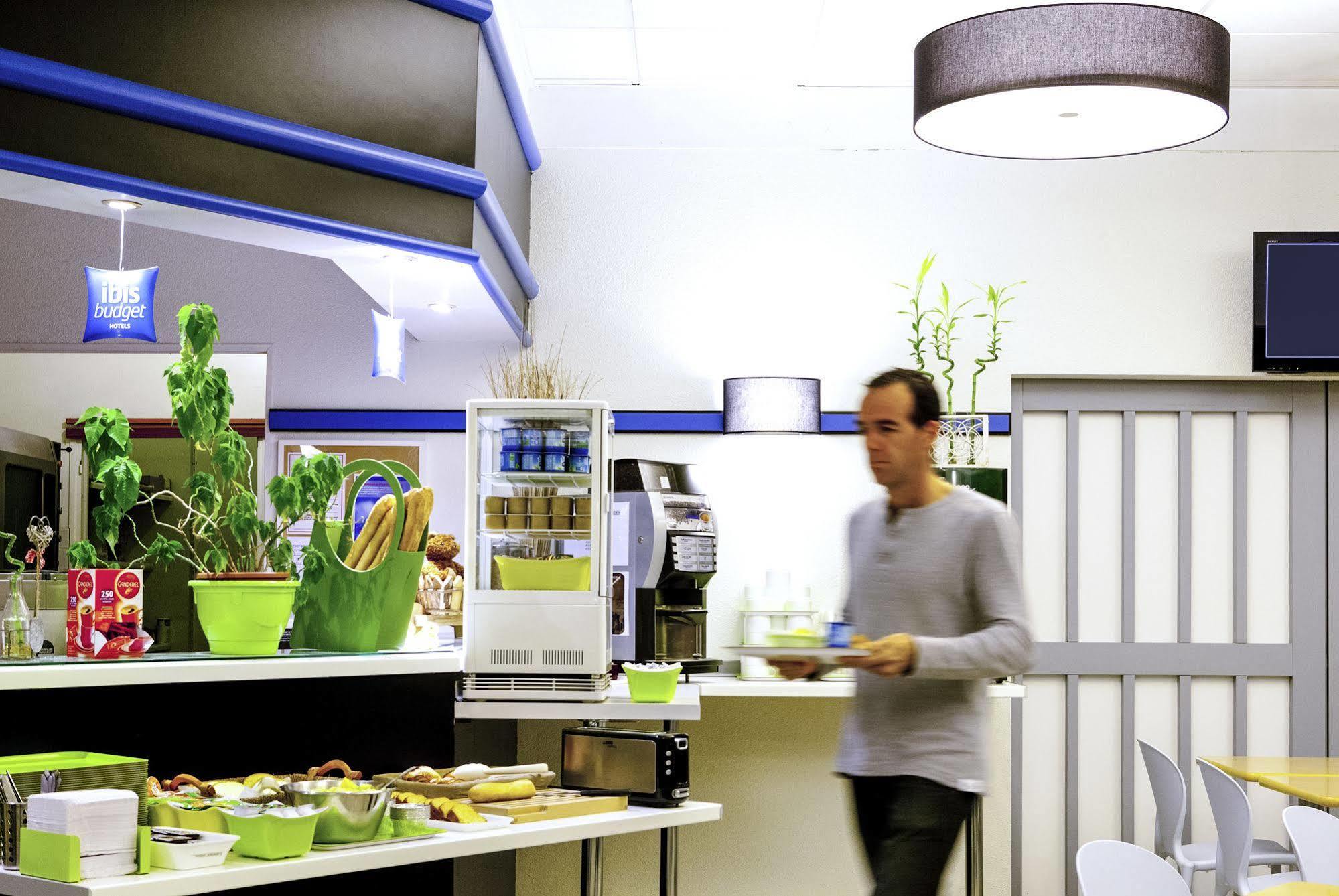Ibis Budget Saint Christol Les Ales מראה חיצוני תמונה